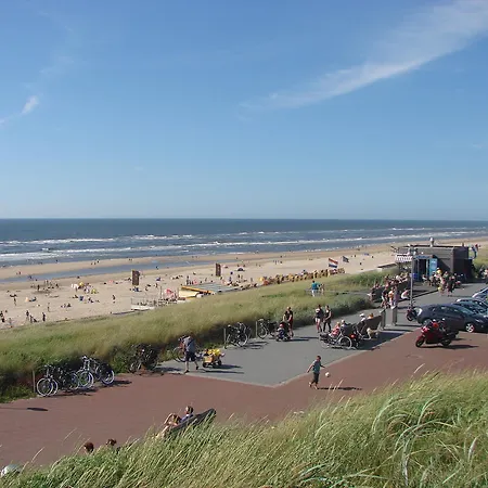 Bed & Breakfast De Weg Naar Het Strand 3*